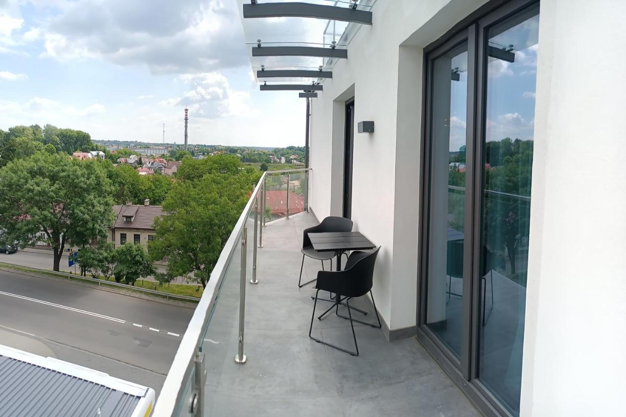 Hotel Sanova Jarosław Eksteriør billede