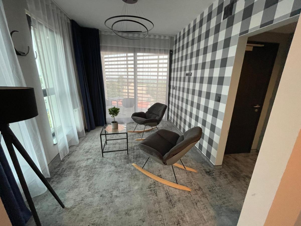 Hotel Sanova Jarosław Eksteriør billede