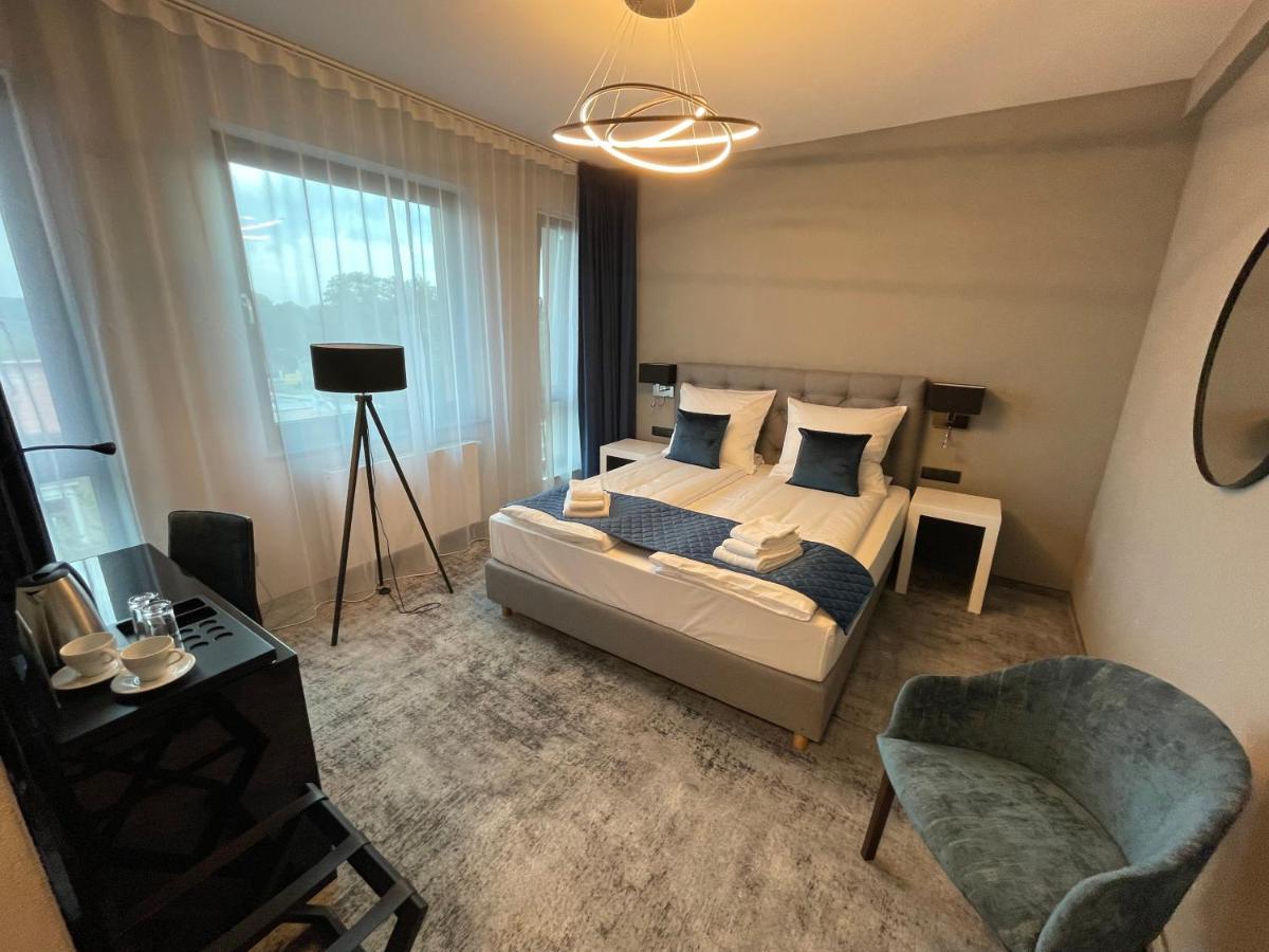 Hotel Sanova Jarosław Eksteriør billede
