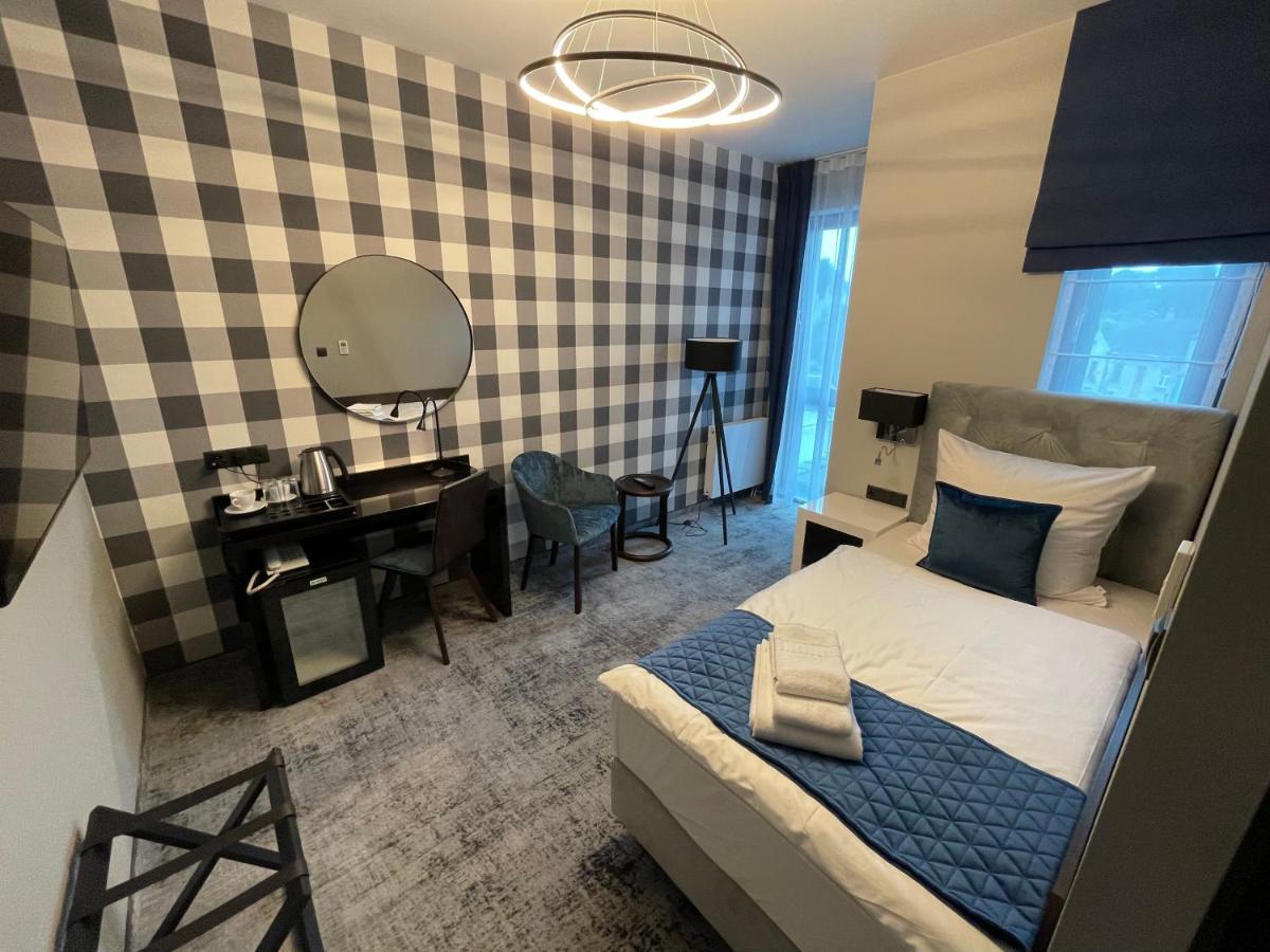 Hotel Sanova Jarosław Eksteriør billede