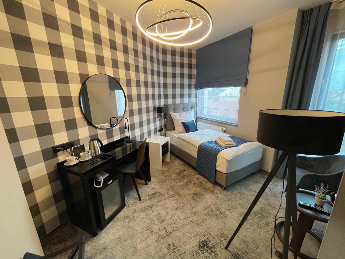 Hotel Sanova Jarosław Eksteriør billede