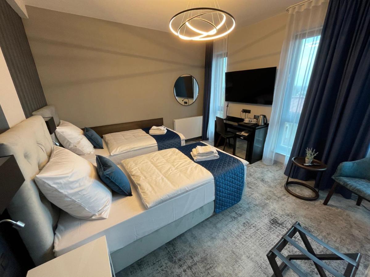 Hotel Sanova Jarosław Eksteriør billede