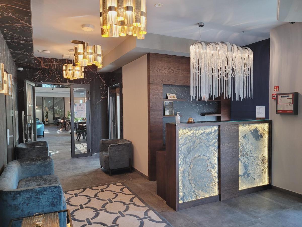 Hotel Sanova Jarosław Eksteriør billede
