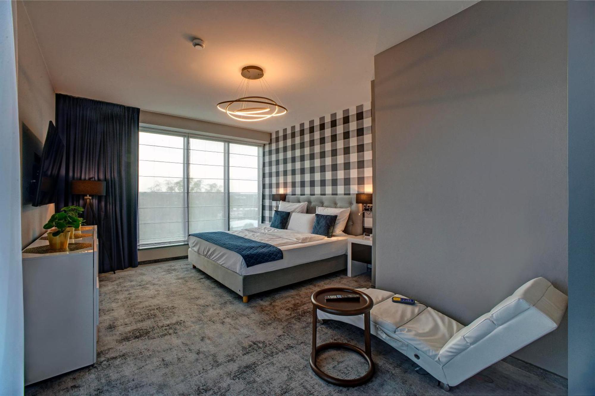 Hotel Sanova Jarosław Eksteriør billede