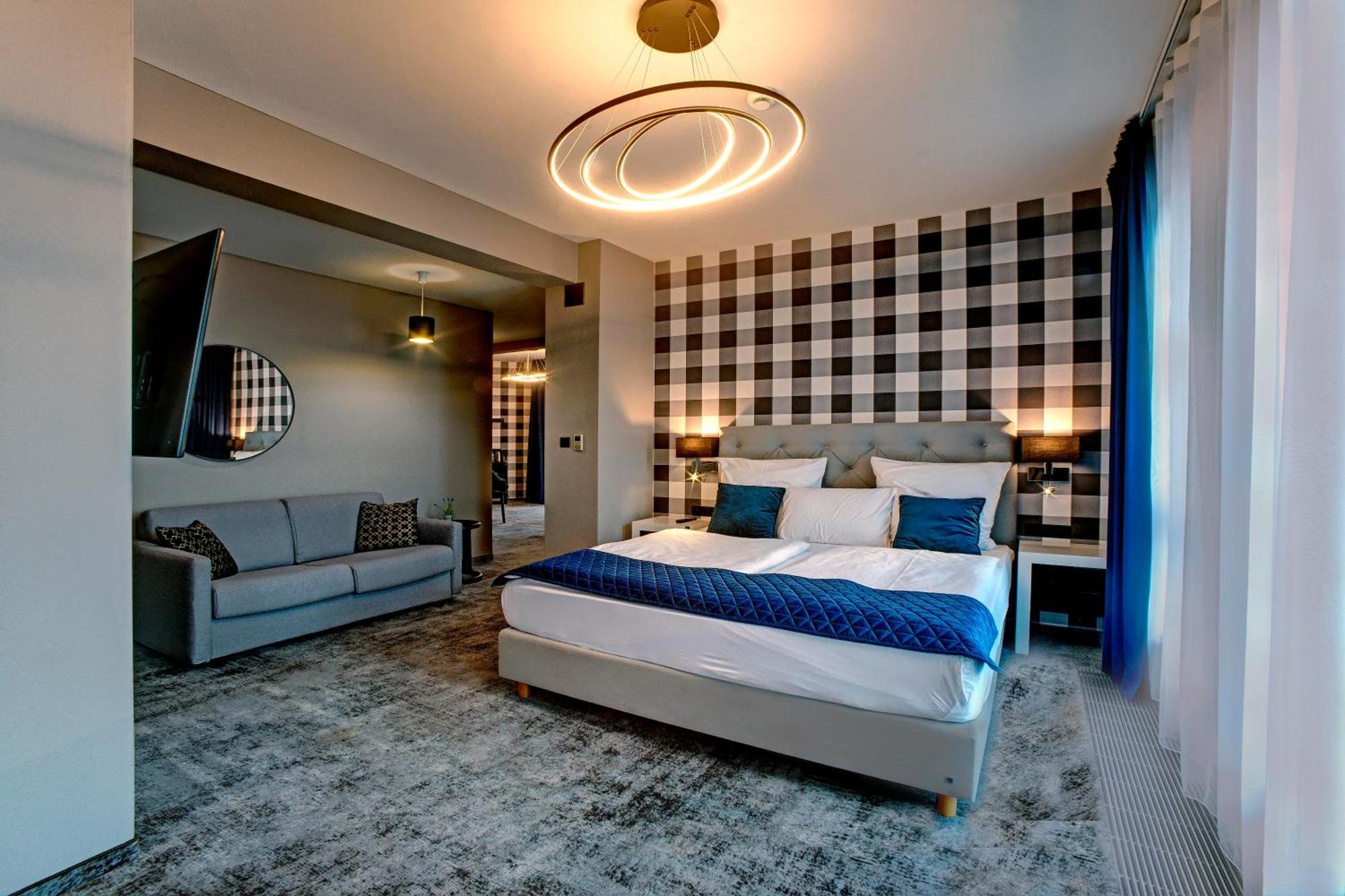 Hotel Sanova Jarosław Eksteriør billede